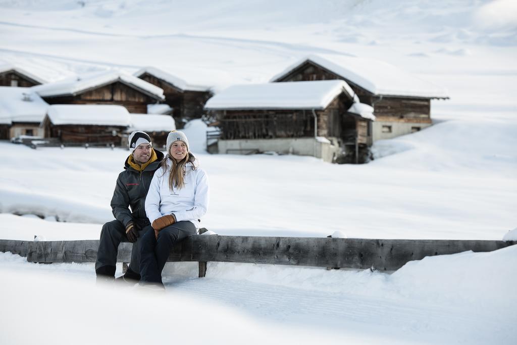 Alpenpension Pfurtscheller ノイシュティフト・イム・シュトゥーバイタール エクステリア 写真